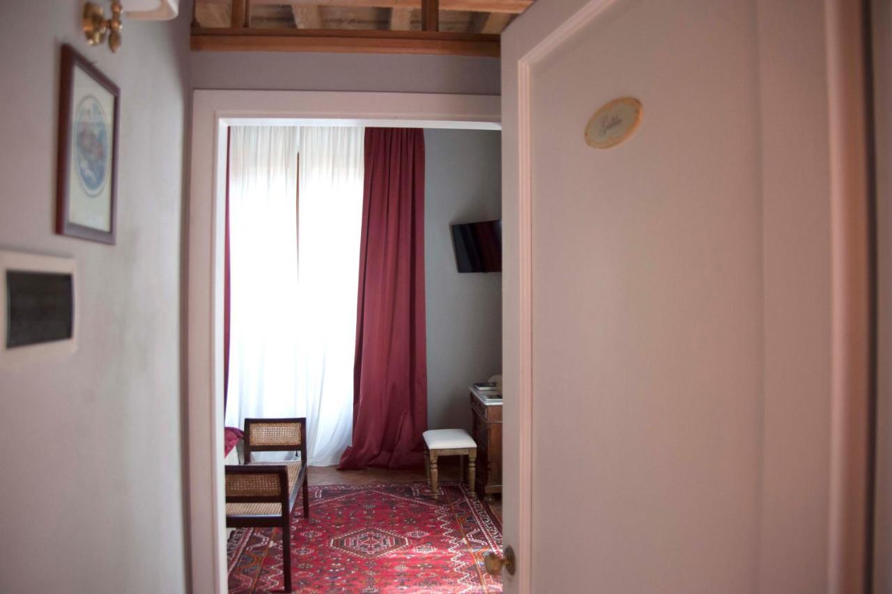 フィレンツェ Antica Dimora De' Benci Bed & Breakfast エクステリア 写真